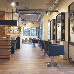 Nu-Me Hairdressers